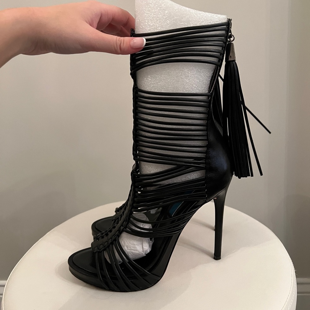 BCBG MAXAZRIA GLADIATOR HEELS